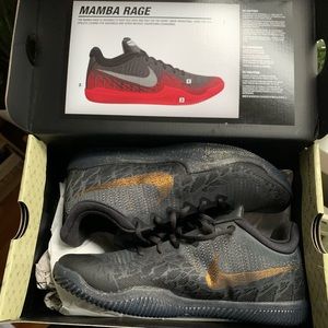 Nike Mamba Rage Metallic and Gold sneaker